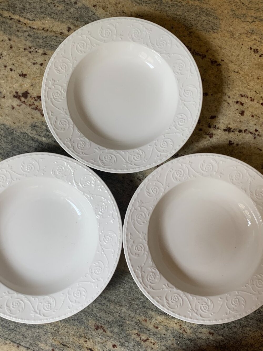 Mikasa Maxima Riviera White Super Strong Fine China Rimmed Soup Bowls set 3 9.5"